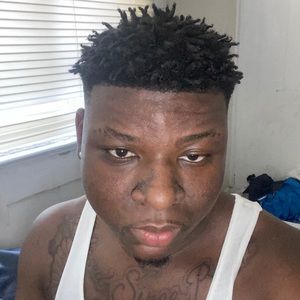 Meet your Posher, Deandre